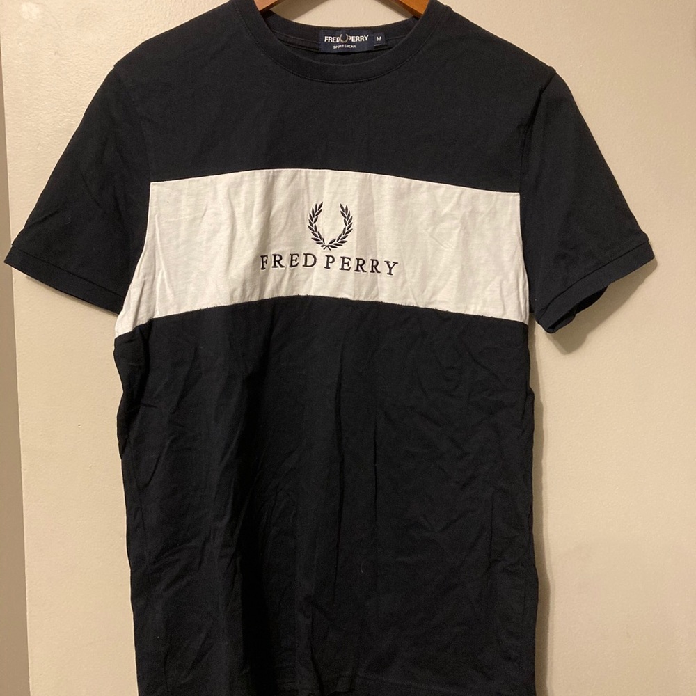 Fred Perry t-shirt